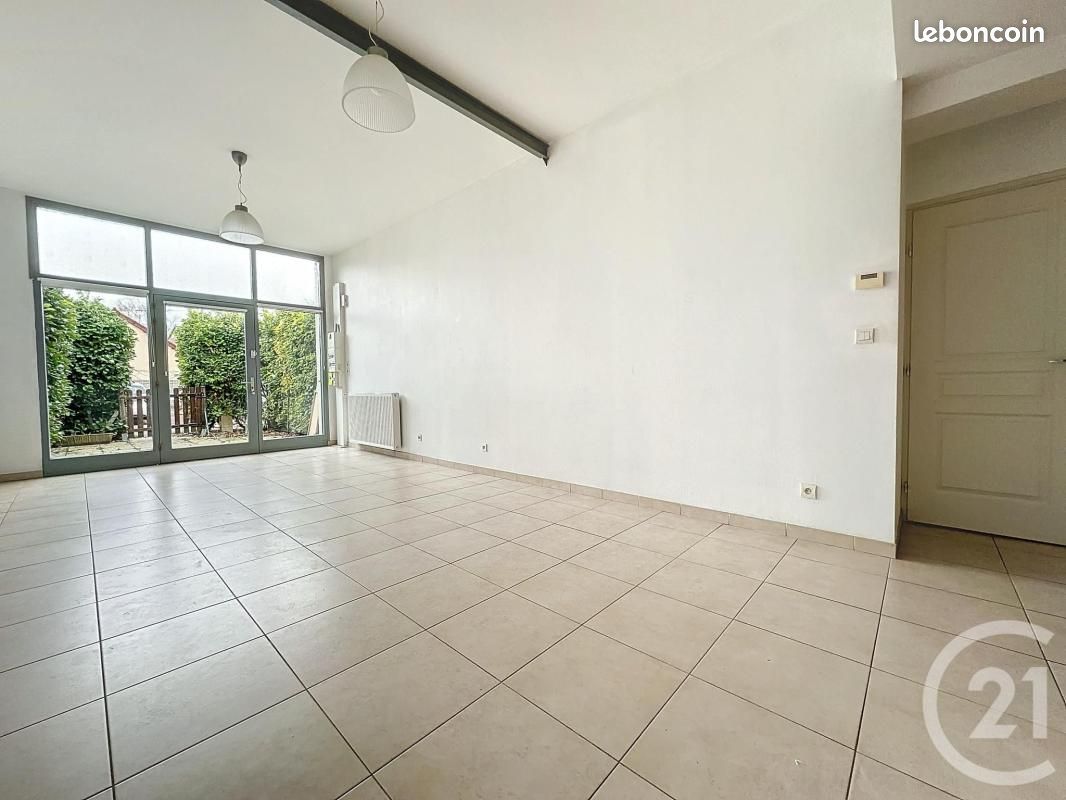 Appartement 4 pièces 71 m² · à Troyes · 71 m² · 740 €
