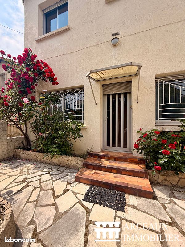 Maison 8 pièces 258 m² · à Montpellier · 258 m² · 750 000 €
