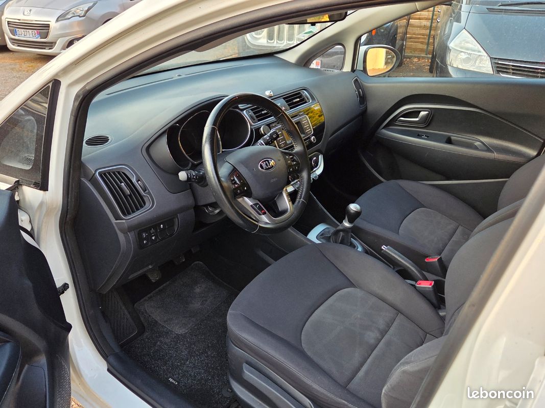 Kia Rio 1.2 cvvt 85ch 72mkm An11.2016 (image 8)