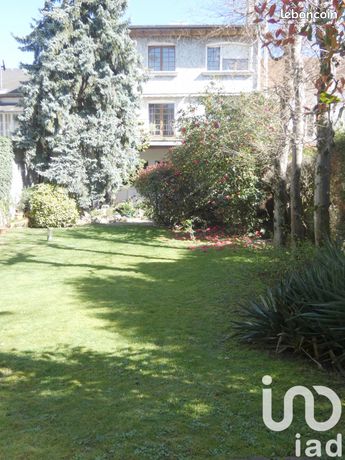 Maison 6 pièces 310 m²