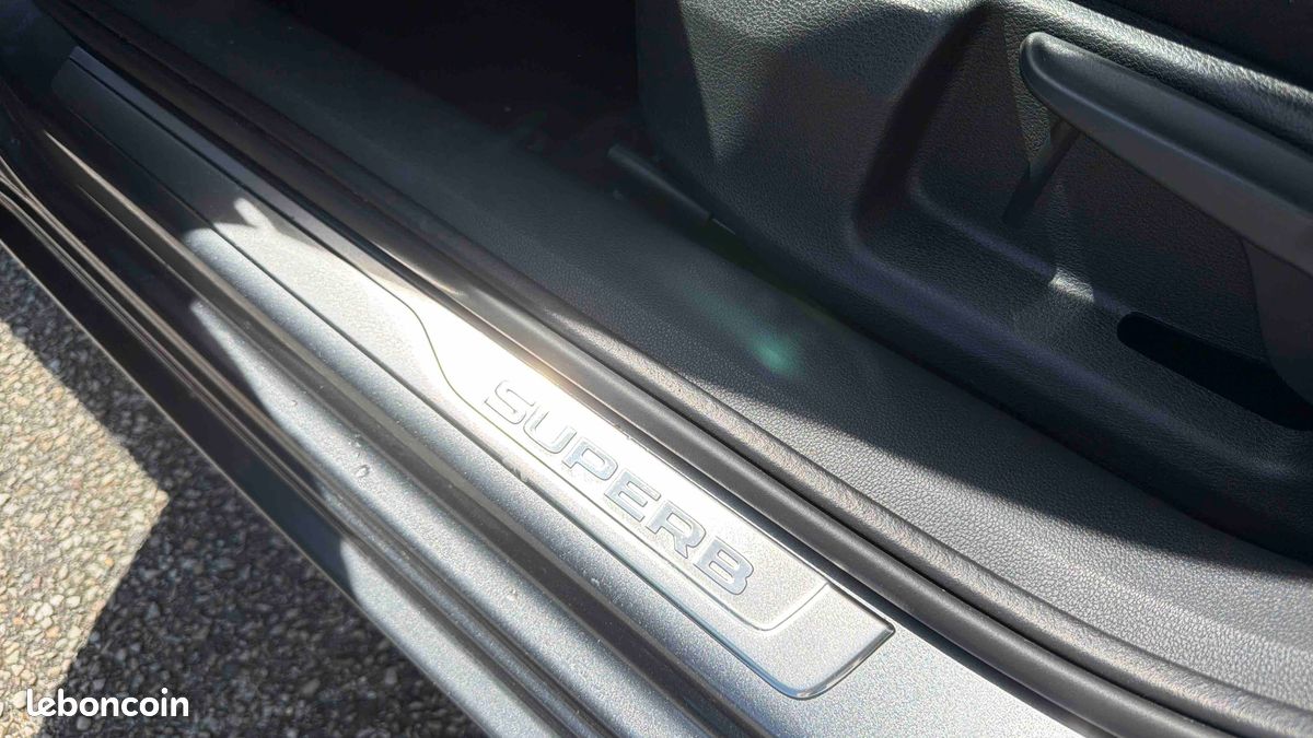 SKODA Superb Combi 2.0 TDI 150 ch DSG7 Ambition (image 28)