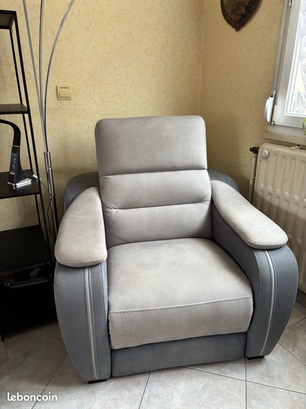 Fauteuil électrique (image 1)