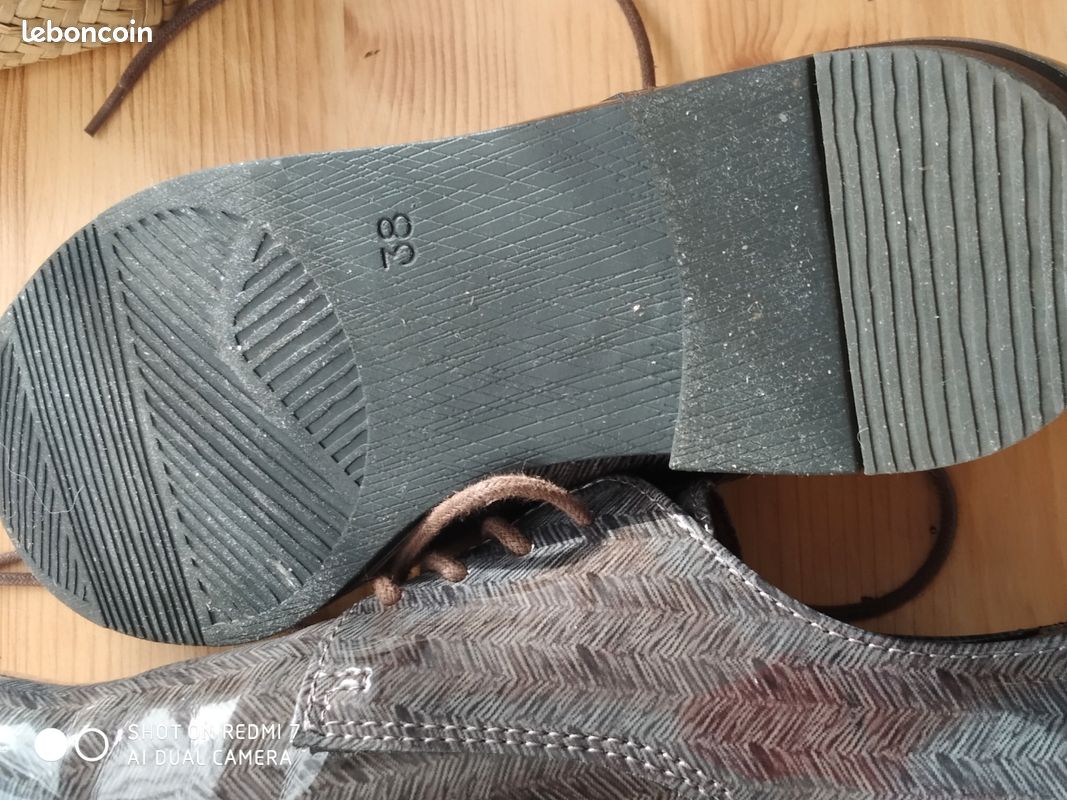 Derbies Femme Marco Tozzi - Taille 41, Grises, Semelle Caoutchouc, Neuves En Boîte