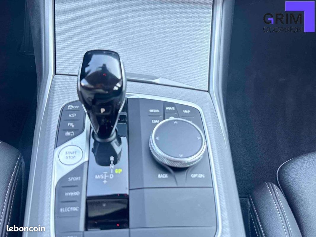 BMW Touring 320e xDrive 204 ch BVA8 Lounge (image 10)