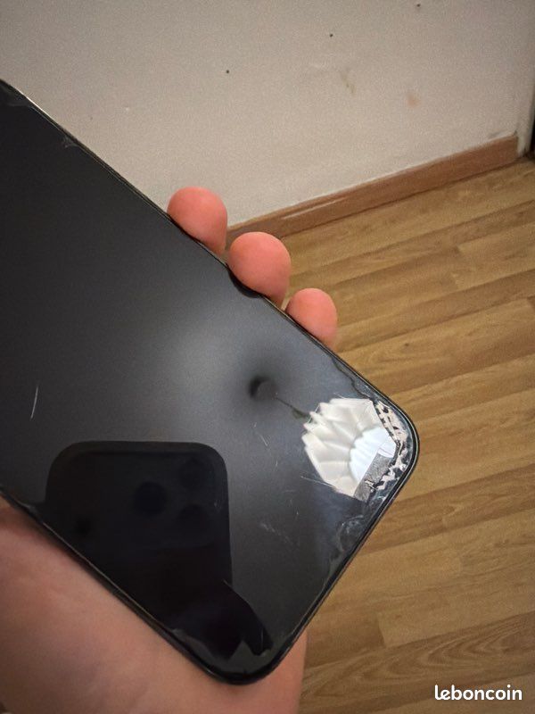 IPhone 13 Pro (image 2)