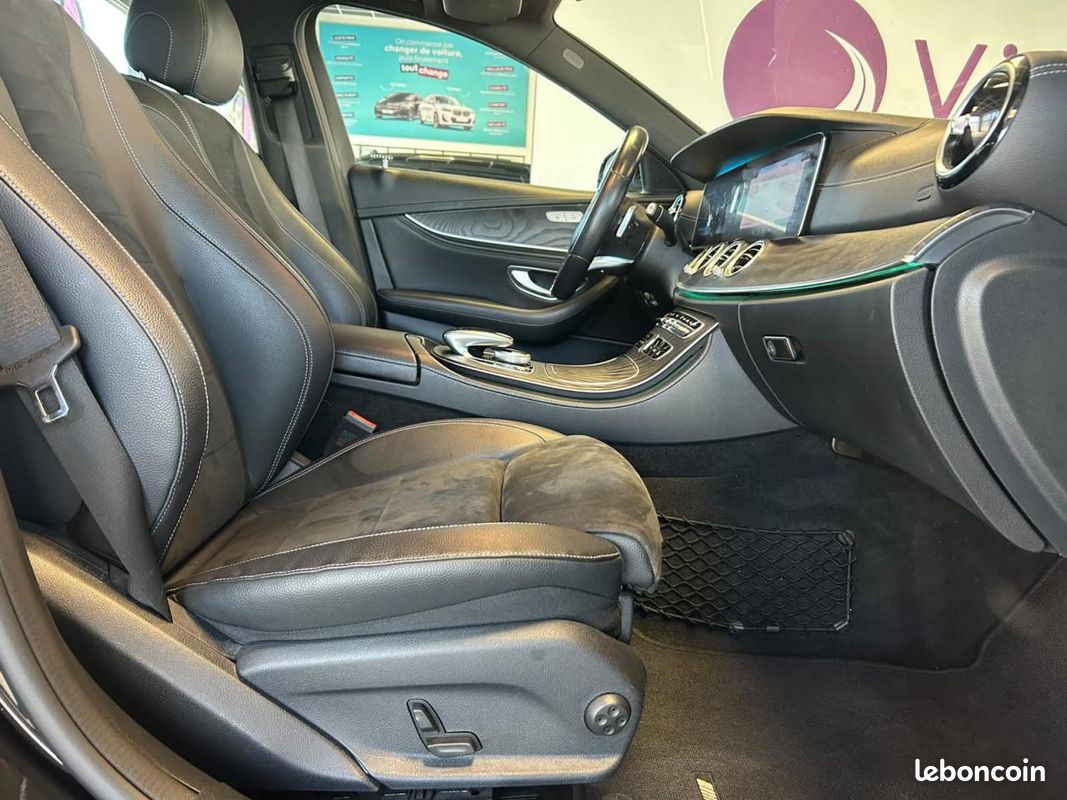 MERCEDES CLASSE E E 220 D - BVA 9G-Tronic BERLINE - AMG Line - TOIT OUVRANT - CAMERA 360 - ENTRETIEN COMPLET - 2EME (image 15)