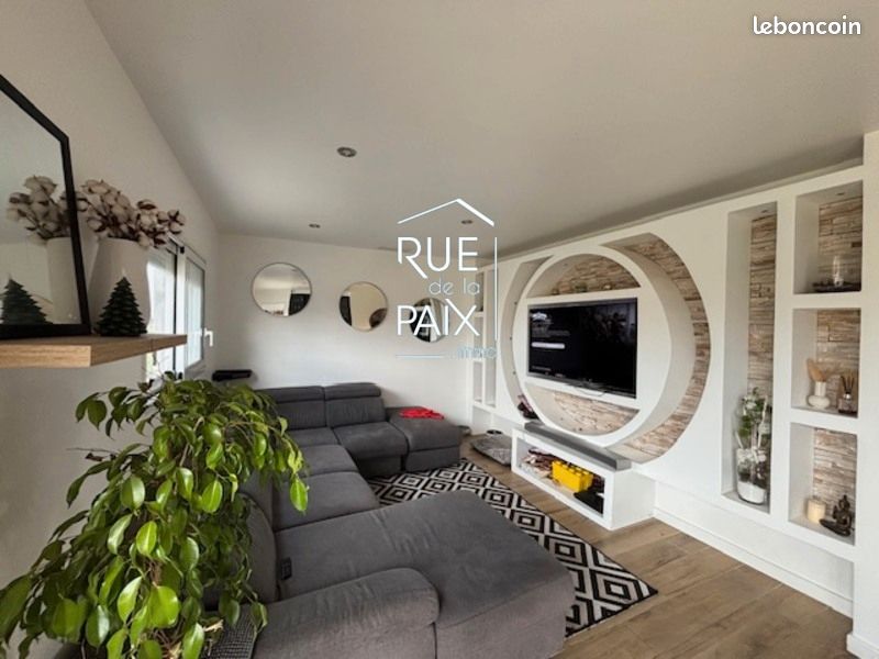 Maison 5 pièces 128 m² · à Châtillon-sur-Thouet · 128 m² · 276 000 €