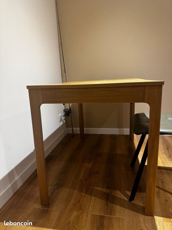 Table à manger (image 1)