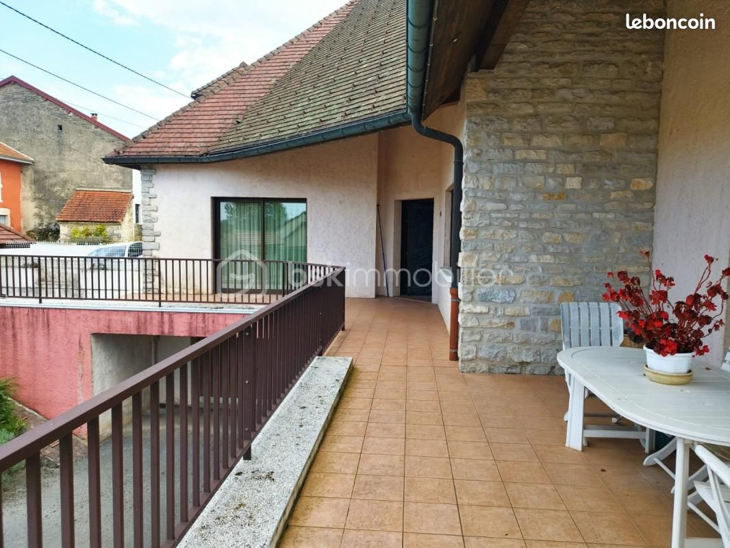Maison 11 pièces 420 m² (image 3)