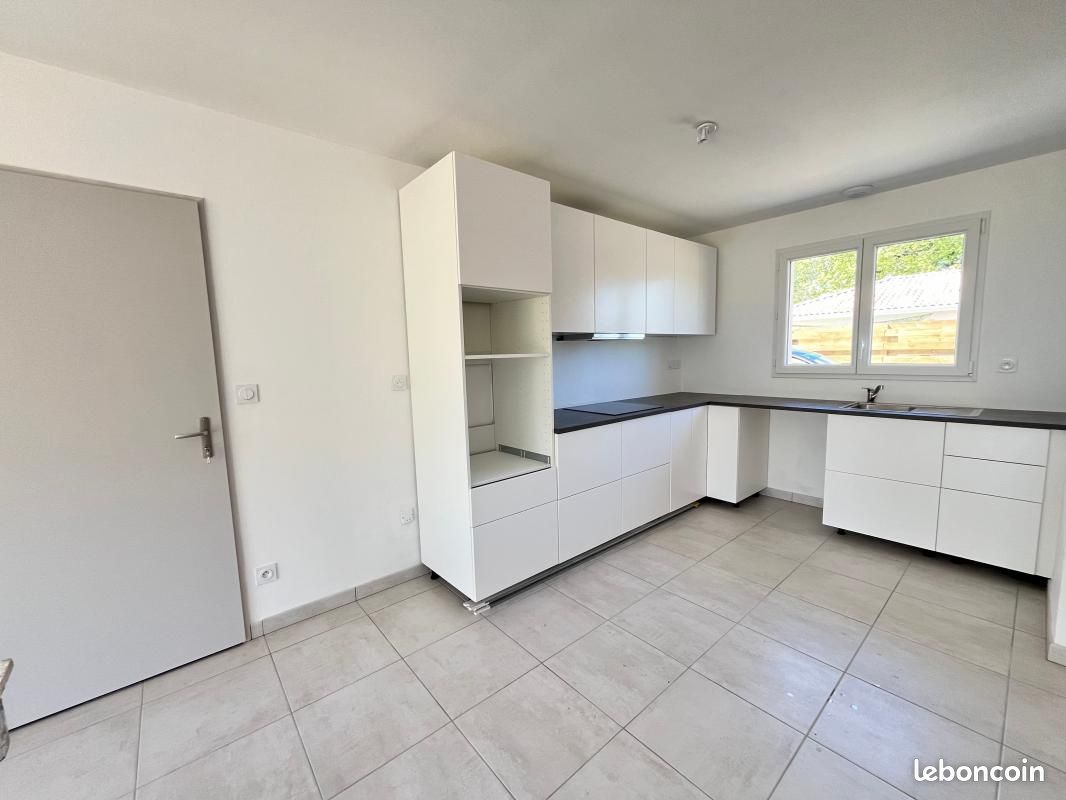 Maison 4 pièces 82 m² - Saint-Lon-les-Mines 40300 (image principale 4)