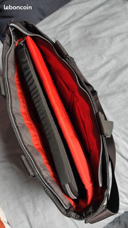 Pochette ordinateur Elite (image 1)