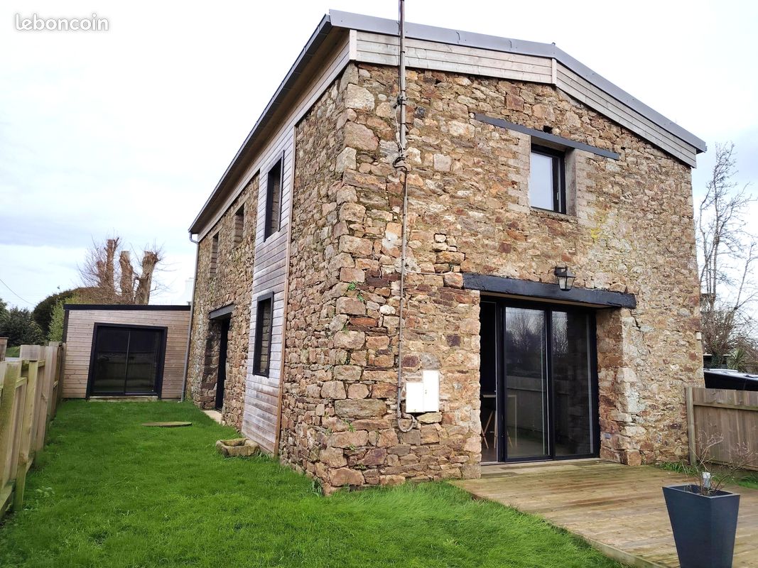 Maison 5 pièces 118 m² · à Lanhouarneau · 118 m² · 890 €/mois