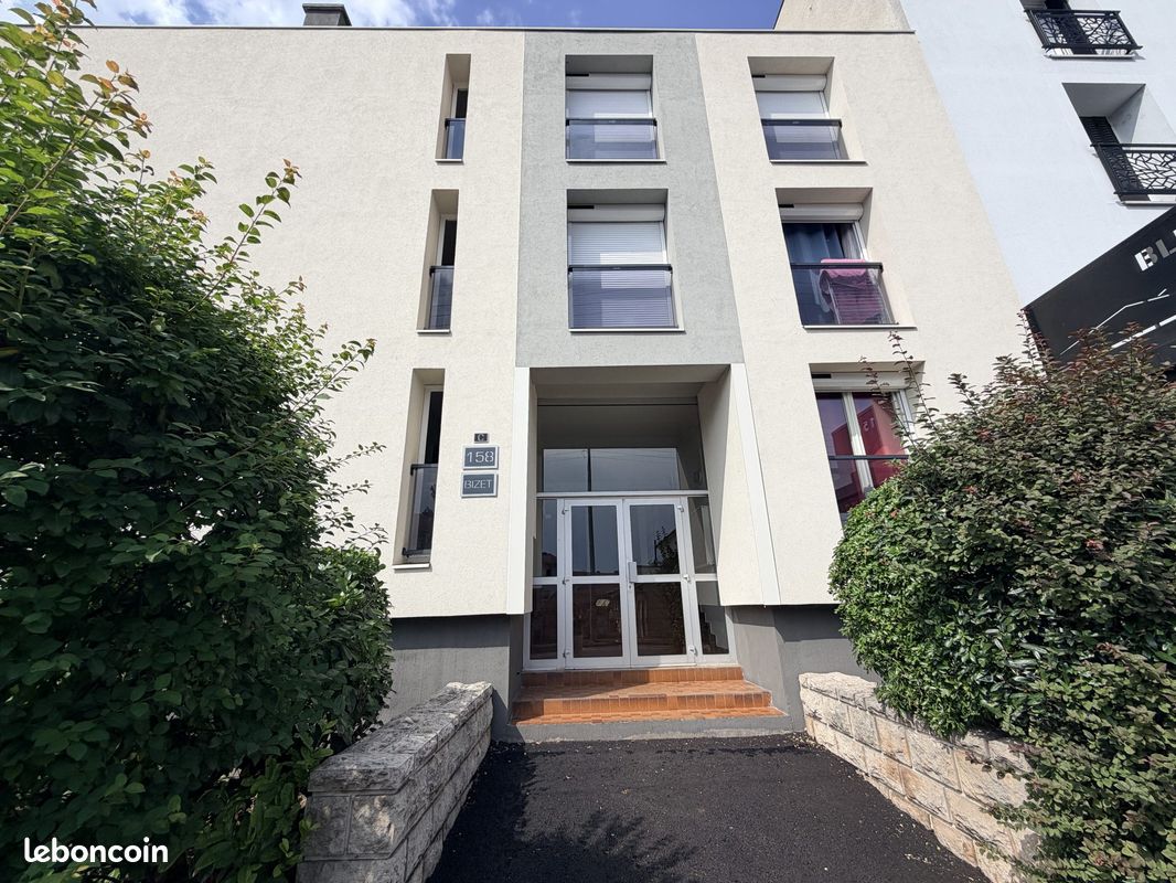 Appartement 1 pièce 19 m² · à Clermont-Ferrand · 19 m² · 430 €