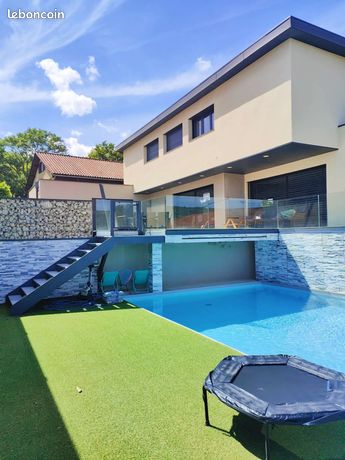 Villa 6 pièces 286 m²