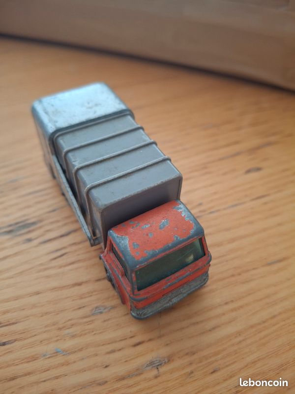 Matchbox Camion Poubelle (image 3)