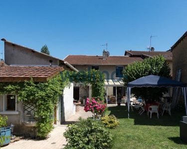 Maison 340 000 € - 111 m²