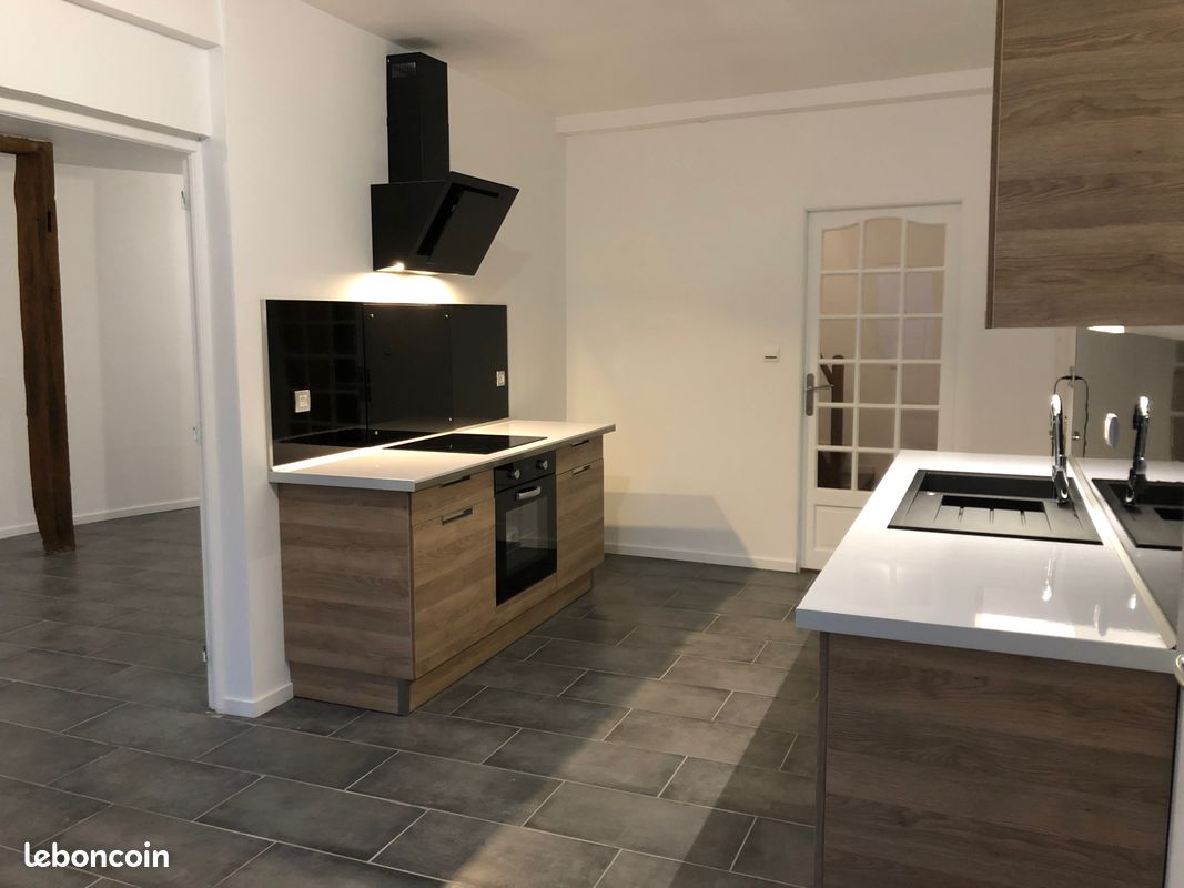 Appartement 3 pièces 91 m² · à Bouilly · 91 m² · 750 €