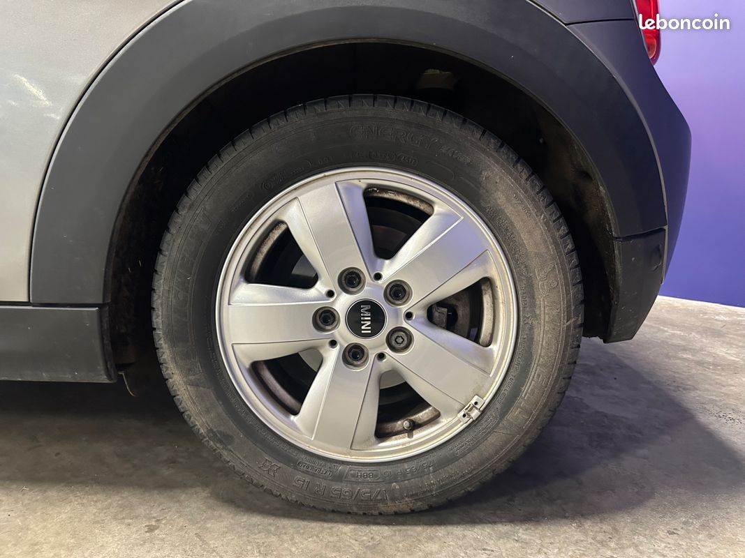 Mini Business 1.5 D 116ch - 2018 - Boîte auto-Climatisation (image 28)