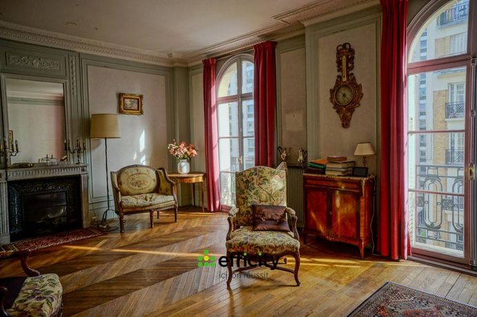 Appartement 5 pièce(s) 131 m²à vendre Paris-15e-arrondissement