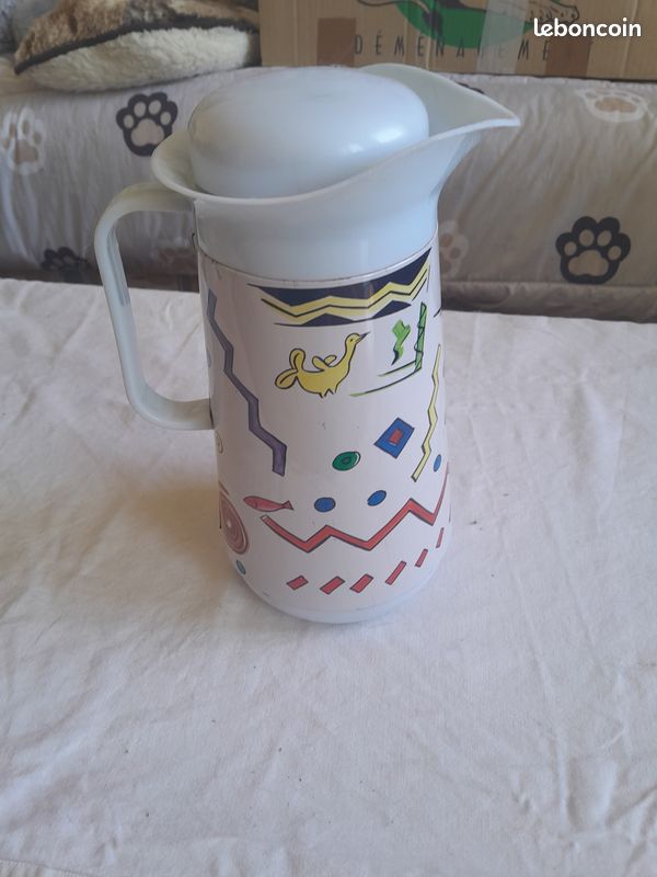 Carafe d'eau en plastique (image 4)