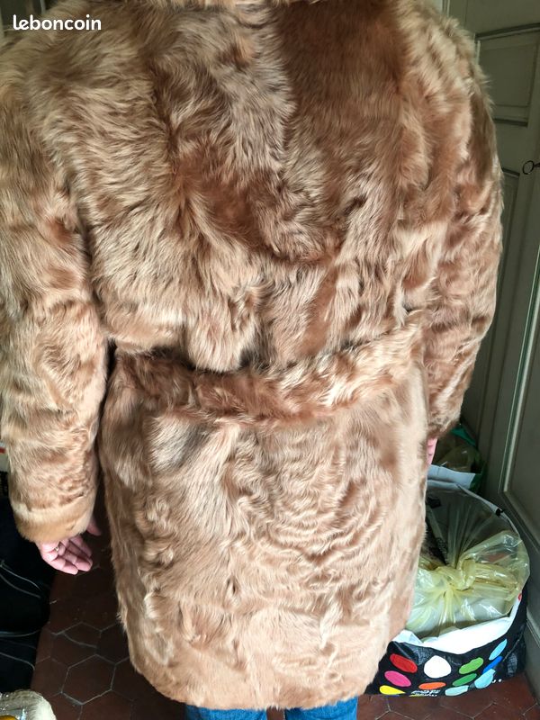 Manteau fourrure poil de chèvre (image 2)