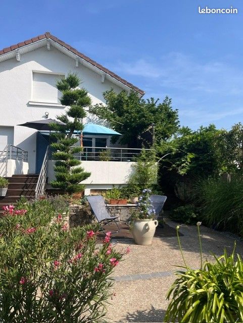 Maison 7 pièces 140 m² · à Roche-lez-Beaupré · 140 m² · 298 000 €