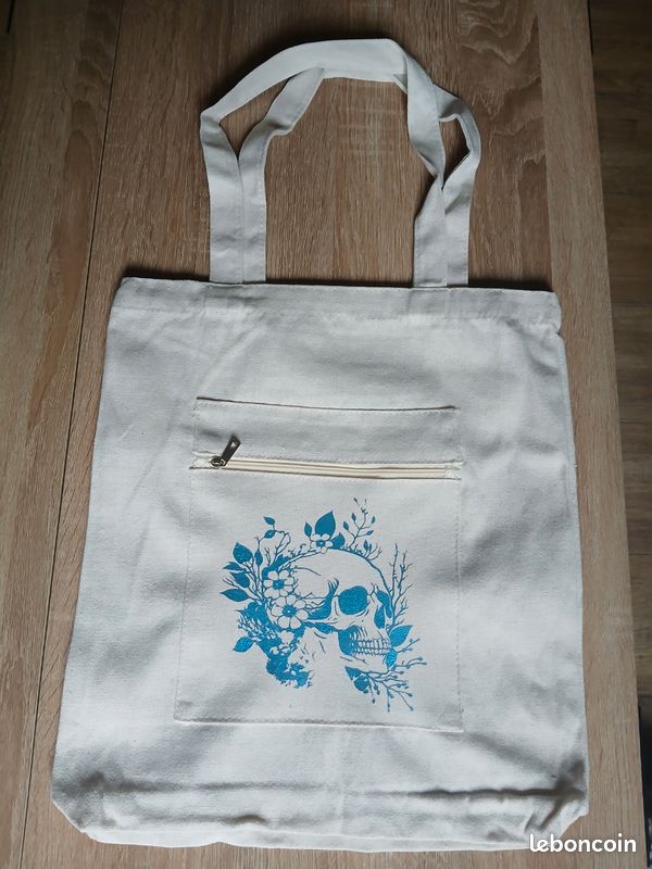 Tote bag (image 1)