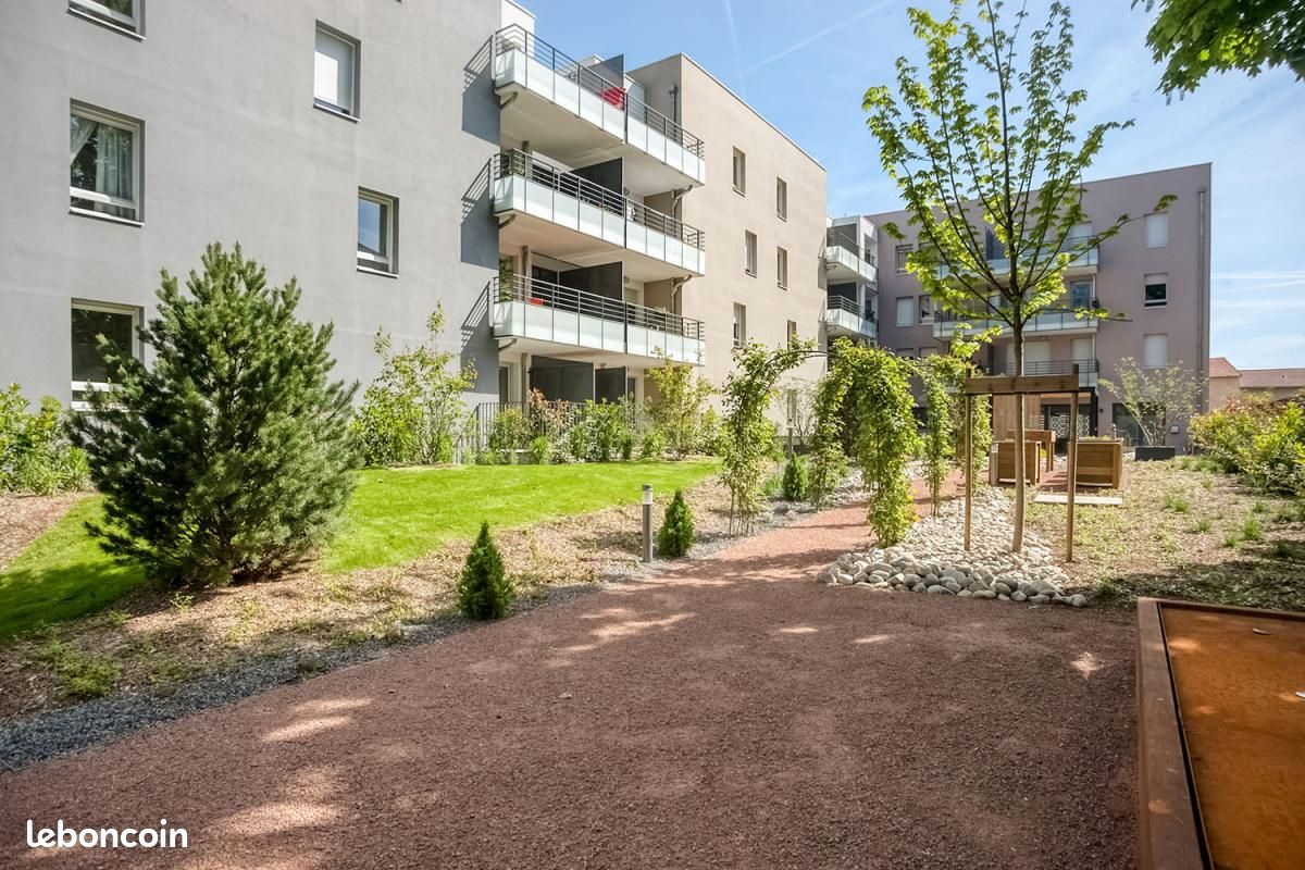 Appartement 2 pièces 43 m² · à Rillieux-la-Pape · 43 m² · 854 €/mois