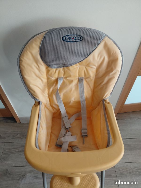 Chaise haute bébé (image 2)