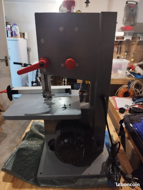 Scie à ruban 250w (image 3)