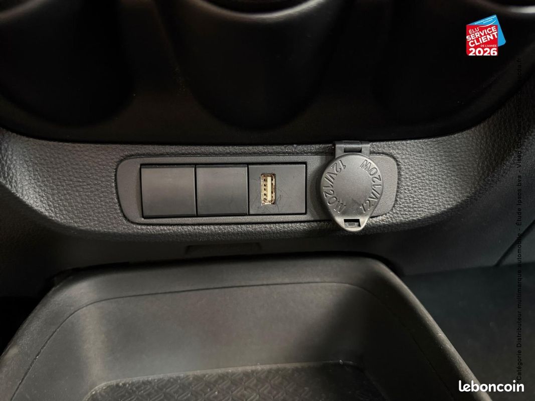 Toyota Aygo X 1.0 VVT-i 72ch Dynamic MY23 (image 27)