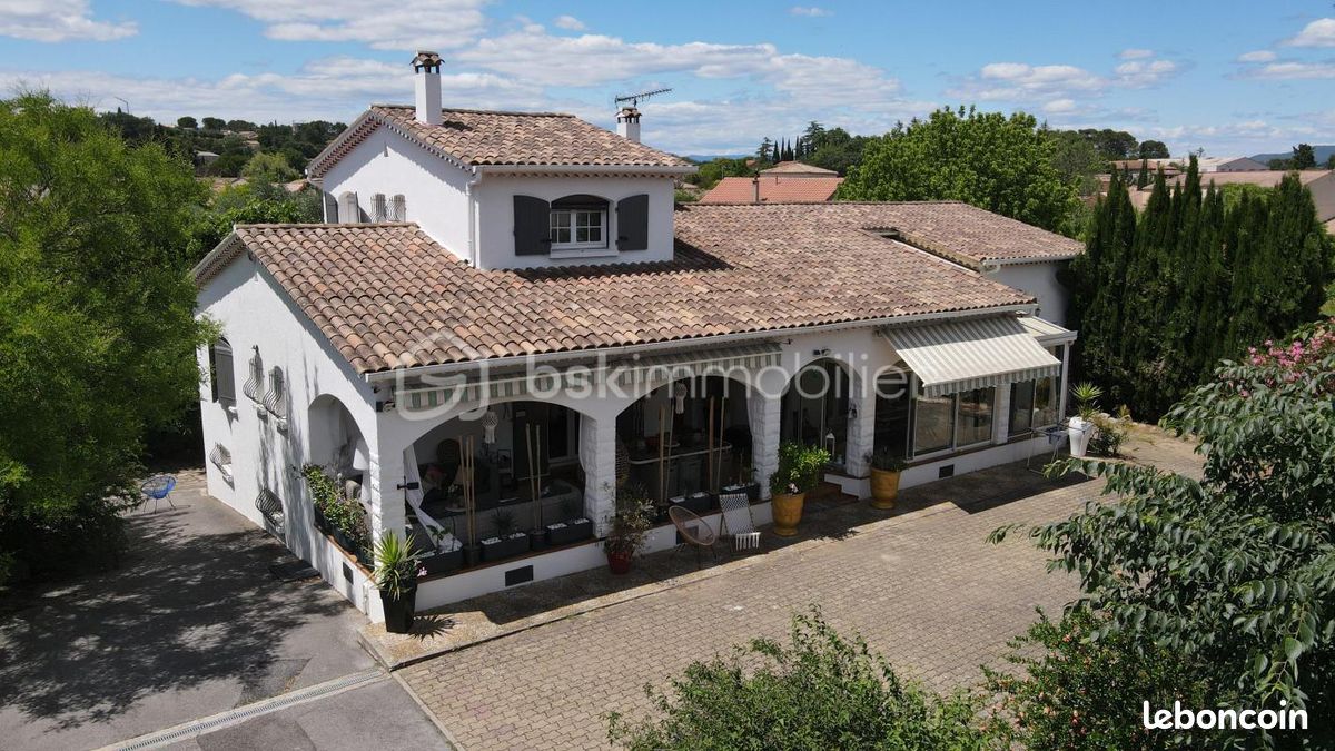 Maison 5 pièces 131 m² · à Saint-Hilaire-de-Brethmas · 131 m² · 365 000 €