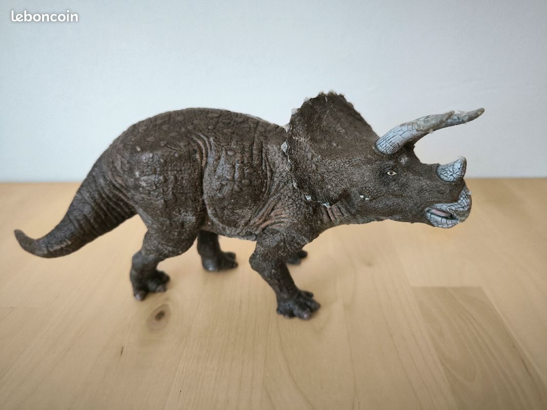 Tricératops Papo - Dinosaures figurines animaux (image 7)