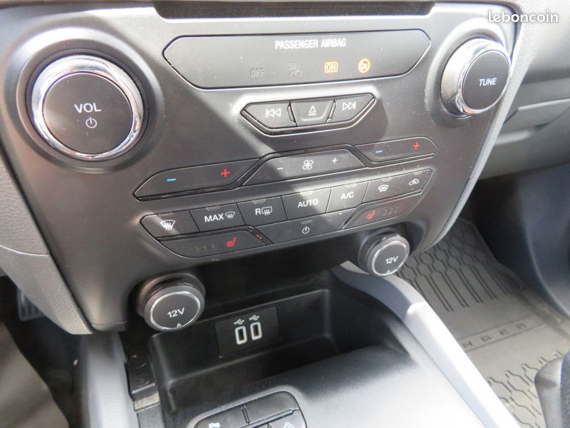 Ford RANGER 3.2 TDCI 200CH DOUBLE CABINE WILDTRAK BVA (image 16)