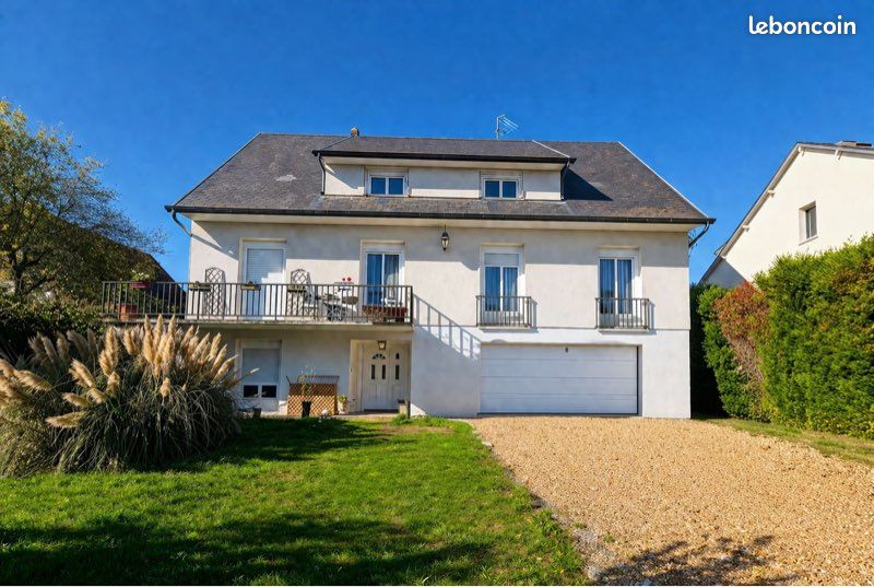 Maison 8 pièces 264 m² · à Bourges · 264 m² · 370 000 €