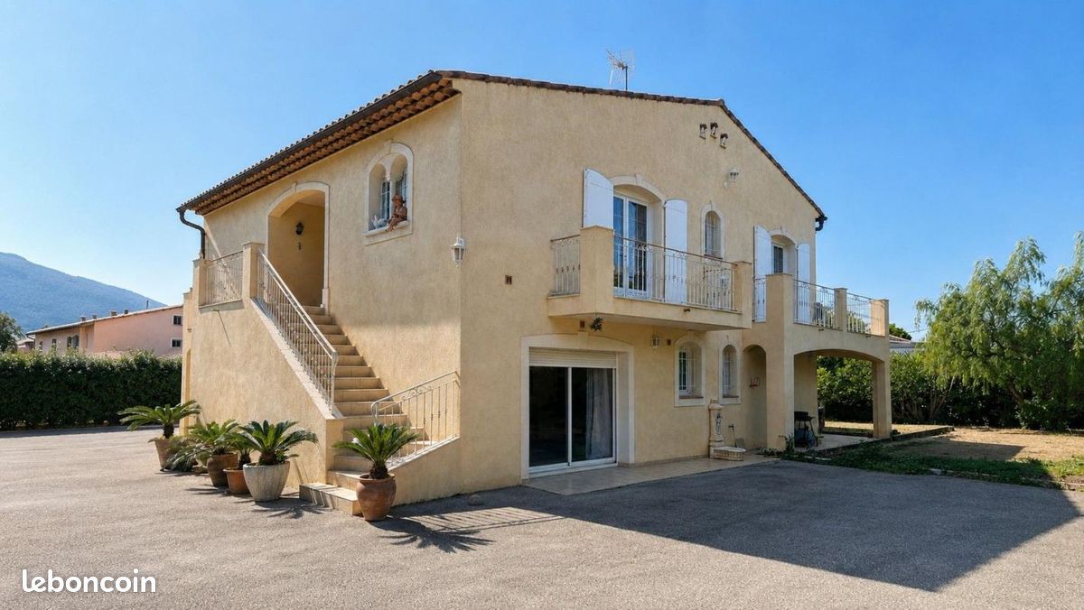 Immeuble 6 pièces 186 m² (image 1)