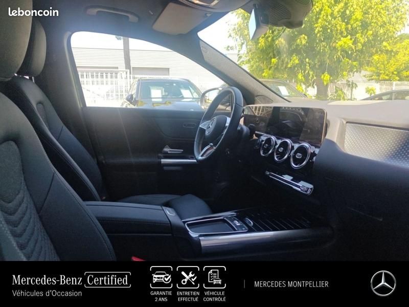Mercedes-benz GLA 200 163ch Progressive Line 7G-DCT (image 11)