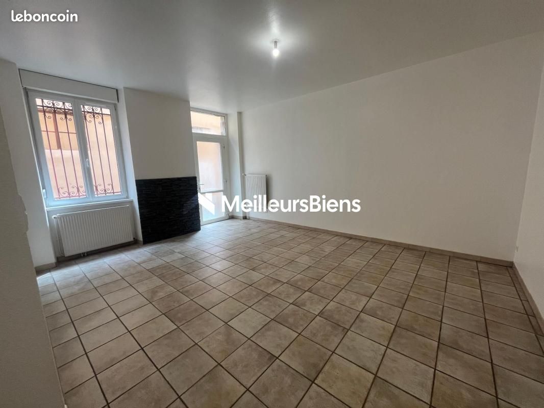 Appartement 3 pièces 76 m² · à Belfort · 76 m² · 99 000 €