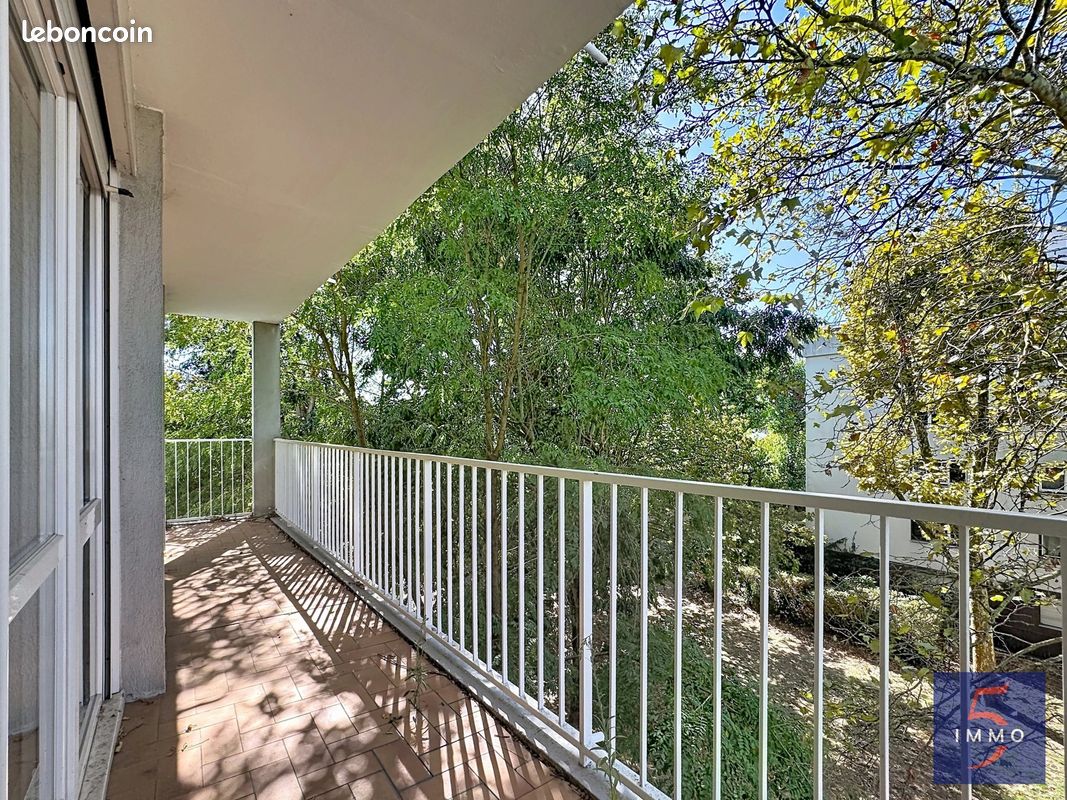 Appartement 4 pièces 73 m² · à Neuilly-sur-Seine · 73 m² · 260 000 €