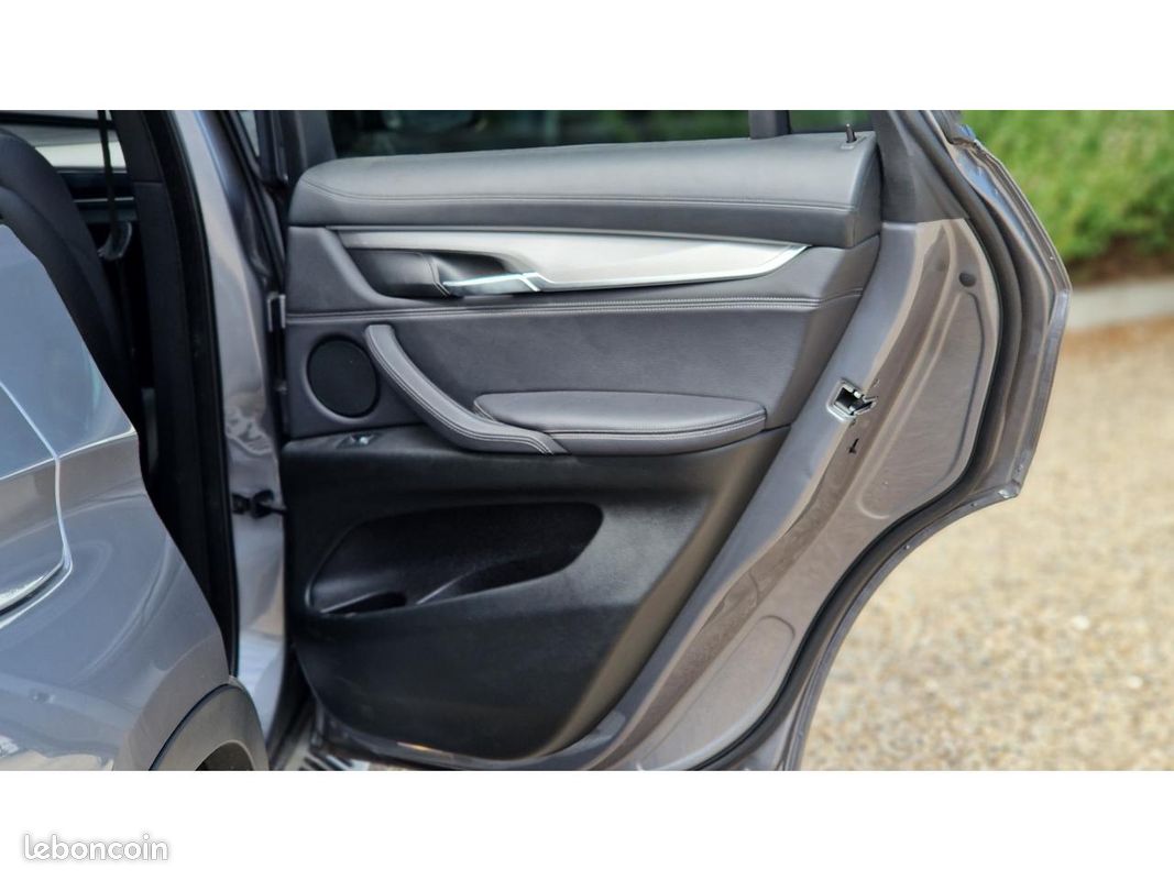 BMW X6 xDrive 30d - BVA F16 F86 Lounge Plus (image 28)