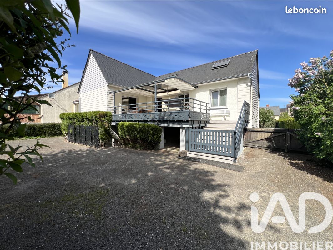 Maison 7 pièces 140 m² · à Évron · 140 m² · 230 000 €