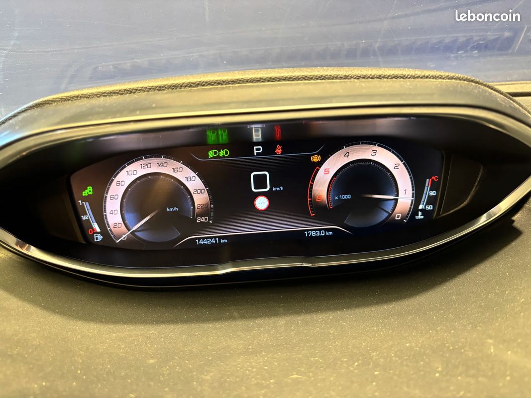 PEUGEOT 5008 1.5 HDI 130 GT Line - 7 places - GARANTIE 12 MOIS - 2018 - Boîte auto - Suivi complet (image 11)
