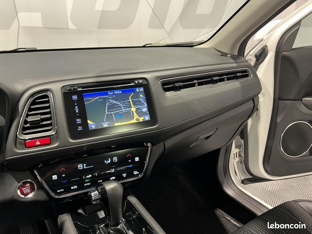 HONDA HR-V 1.5 i-VTEC Executive CVT (image 12)