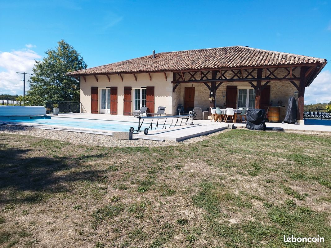 Maison 6 pièces 177 m² · à Pondaurat · 177 m² · 430 000 €