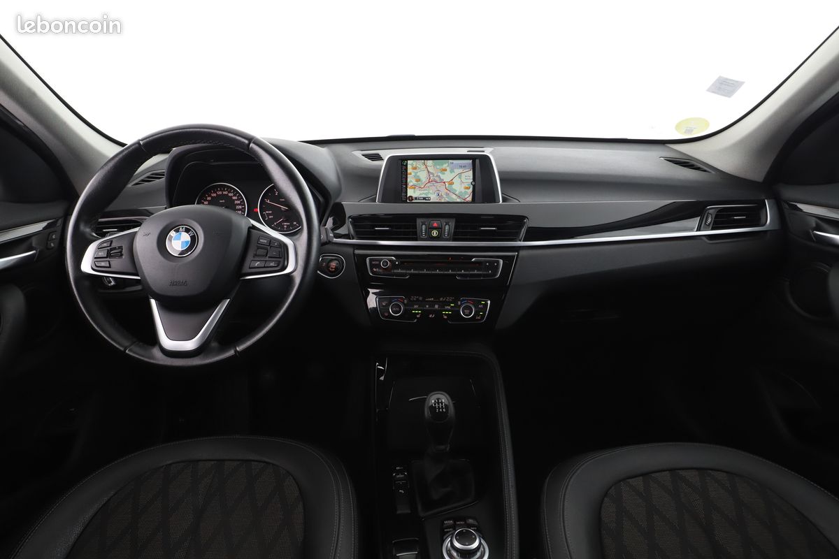 BMW X1 sDrive16d xLine 116 ch (image 7)