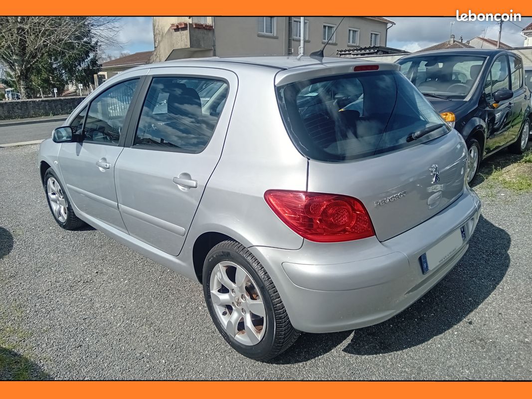 Peugeot 307 restylée 1.6i 16v 110cv Confort Pack 192 000 kms (image 4)