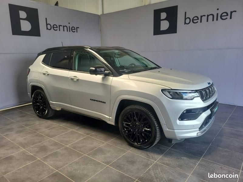 Jeep Compass 1.3 Turbo T4 240ch PHEV 4xe S AT6 eAWD (image 1)