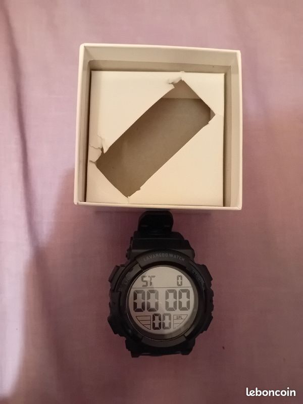 Montre Ben Nevis noir Numérique pour Militaires de Sport 5ATM étanche (image 4)
