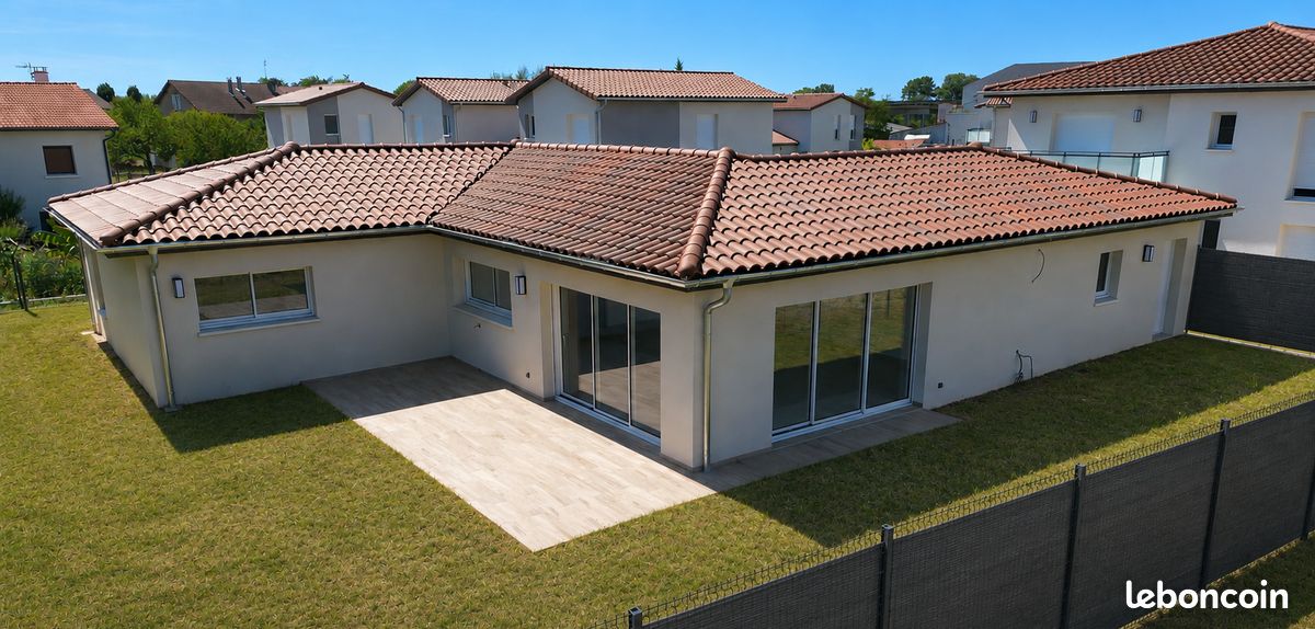 Maison 5 pièces 132 m² · à Saint-Denis-en-Bugey · 132 m² · 369 900 €