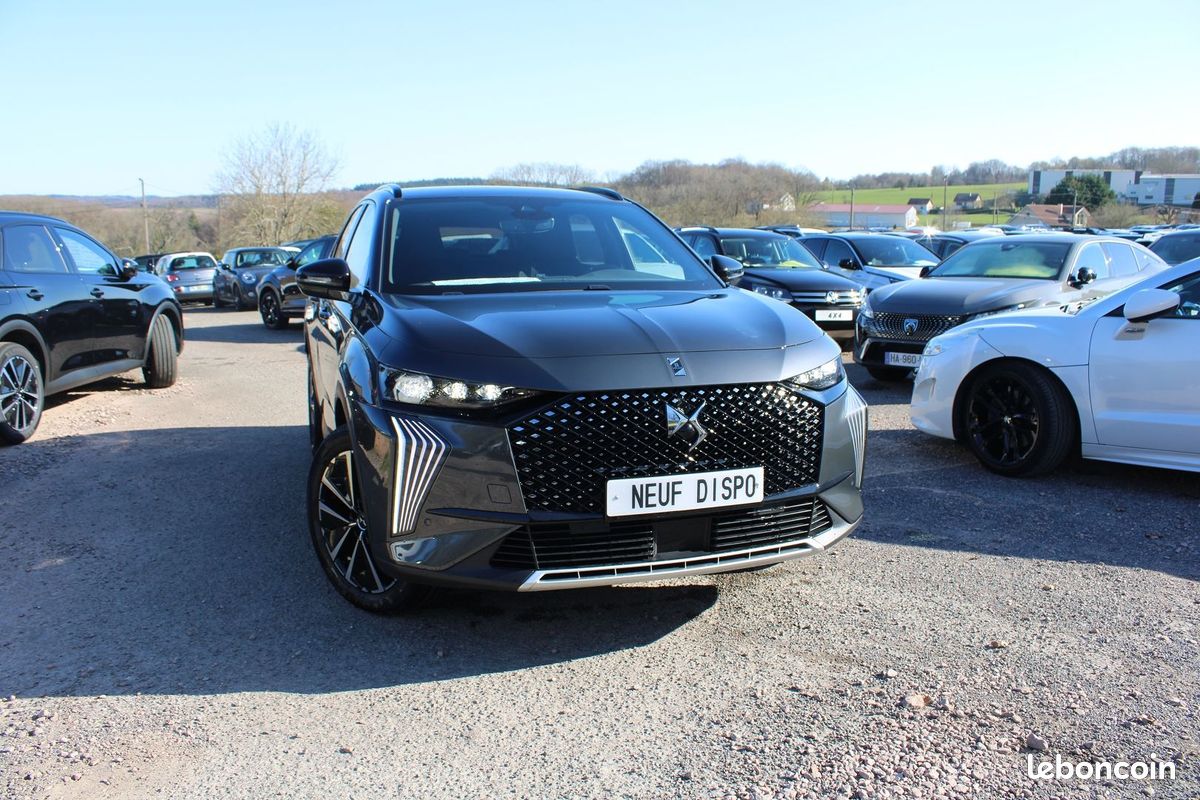 Ds DS 7 CROSSBACK II PALLAS DIESEL 130 EAT8 BOITE AUTO CAMÉRA 180 JANTES 19 GRAND GPS 3D FULL LEDS (image 1)